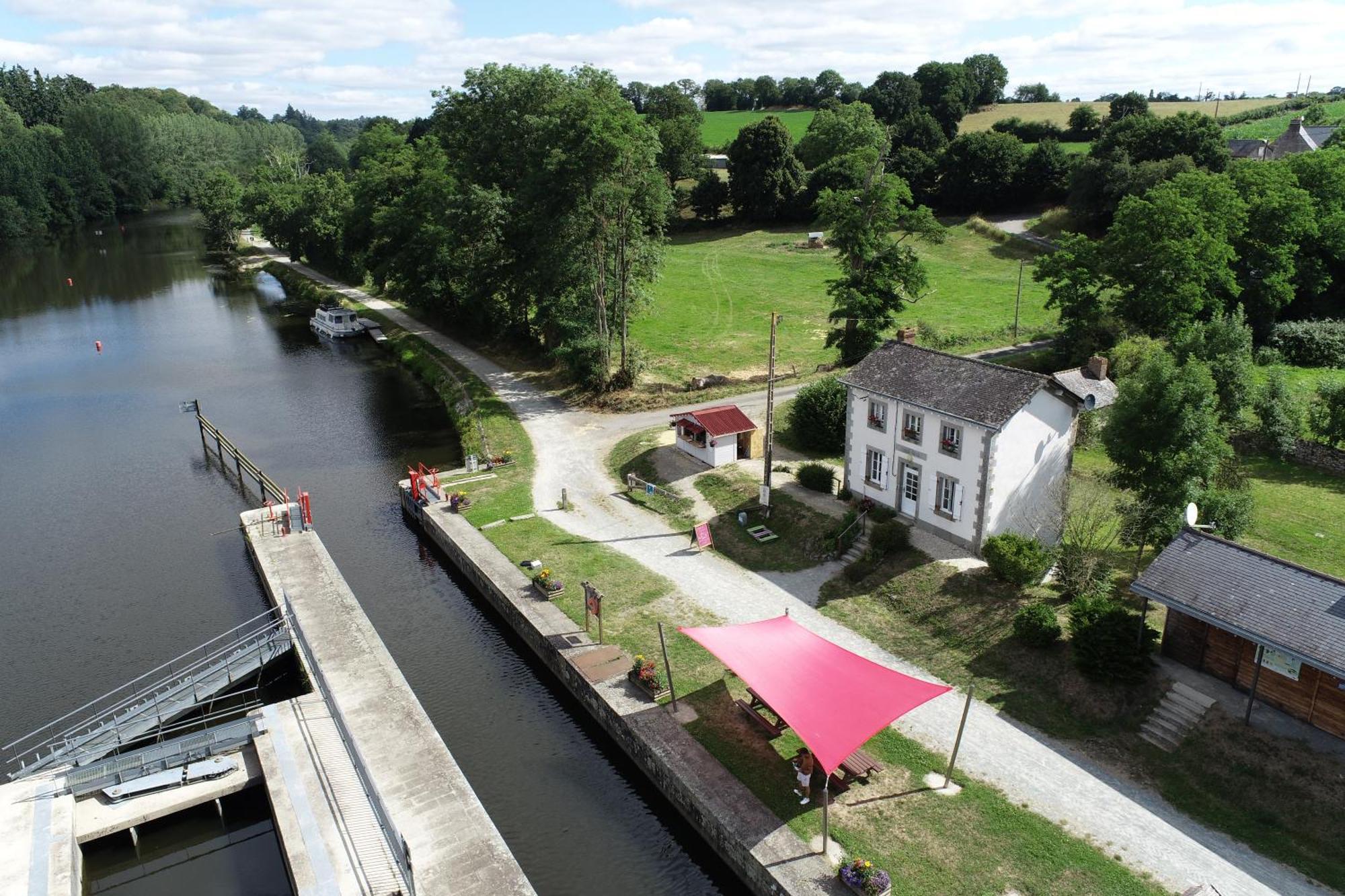 Ecluse Le Port, Etape Velofrancette Bed & Breakfast Sace ภายนอก รูปภาพ